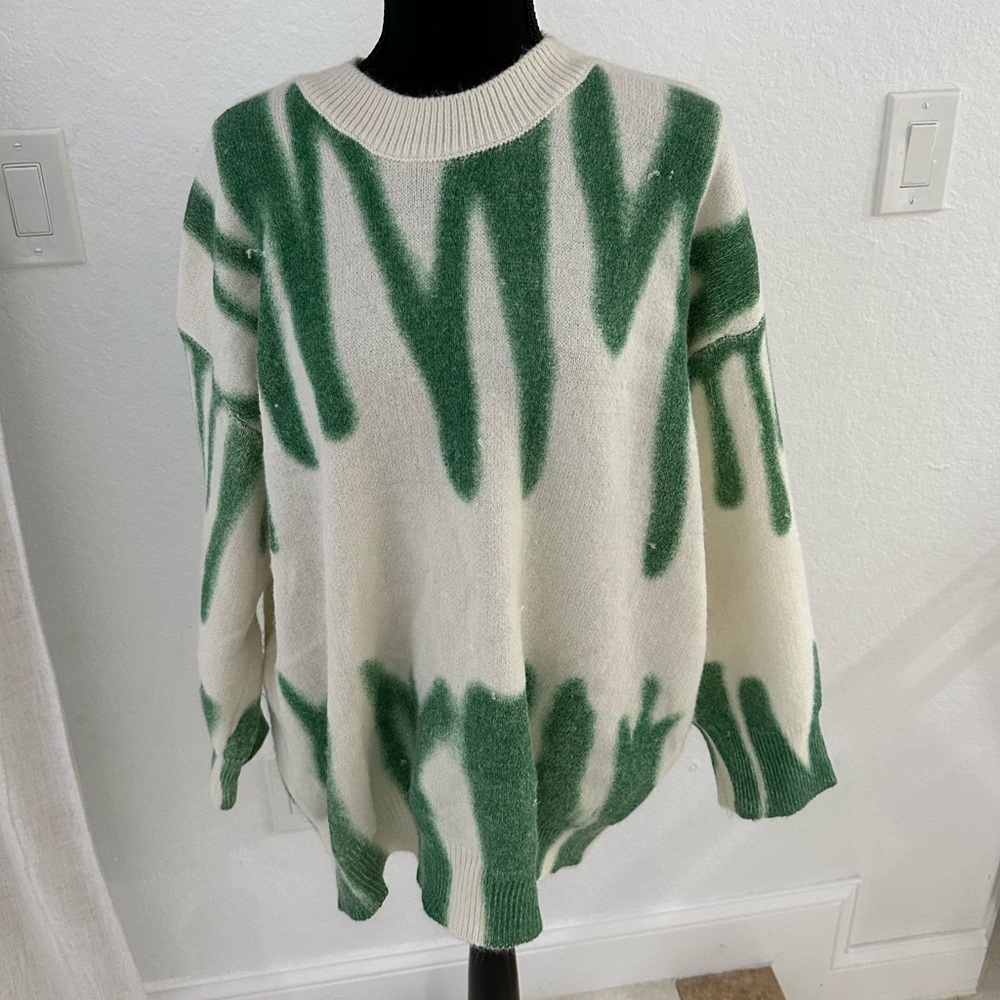 RedBerry Women’s Sweater S/M Oversized Green Abstract Artsy Wool Blend Grunge